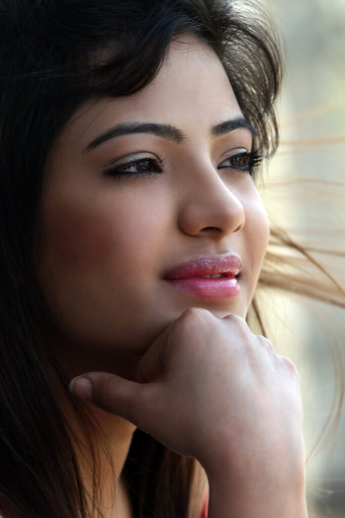 Natural light outdoor female portrait photography by Auckland portrait photographer Jassa Studio